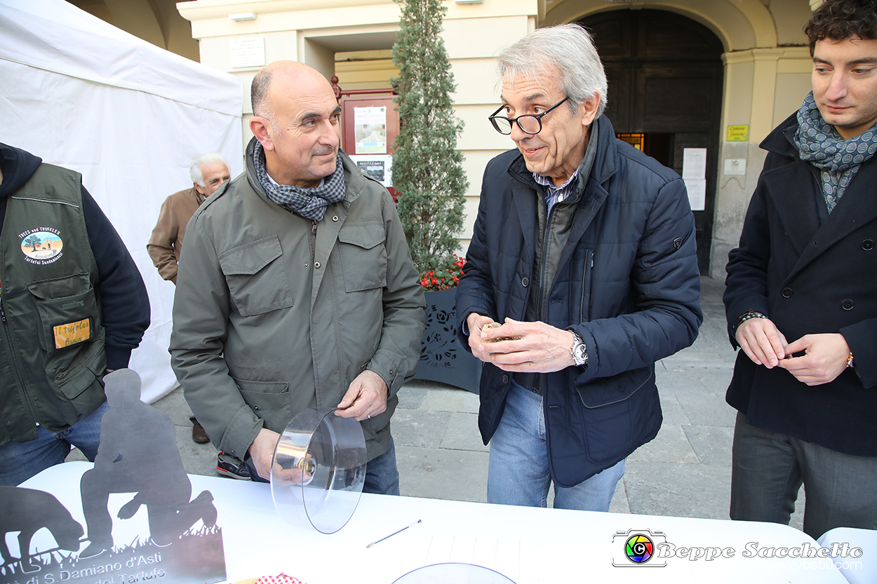 VBS_7121 - Fiera Nazionale del Tartufo e dei Santi 2022.jpg